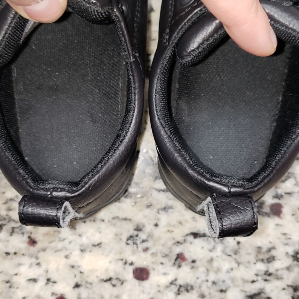 Converse All Star Toddler Size 9 Sneakers - Picture 9 of 9